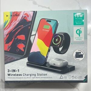 Mophie 3-in-1 Wireless Charging Station - Black and Silver